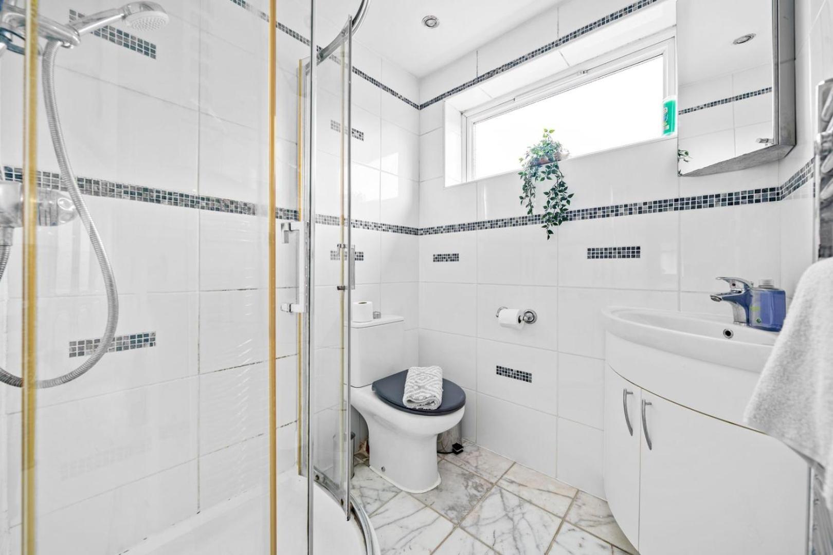 Spacious 5 Bedroom House Νότιγχαμ Εξωτερικό φωτογραφία