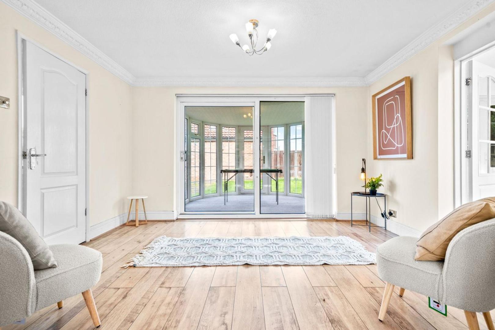 Spacious 5 Bedroom House Νότιγχαμ Εξωτερικό φωτογραφία
